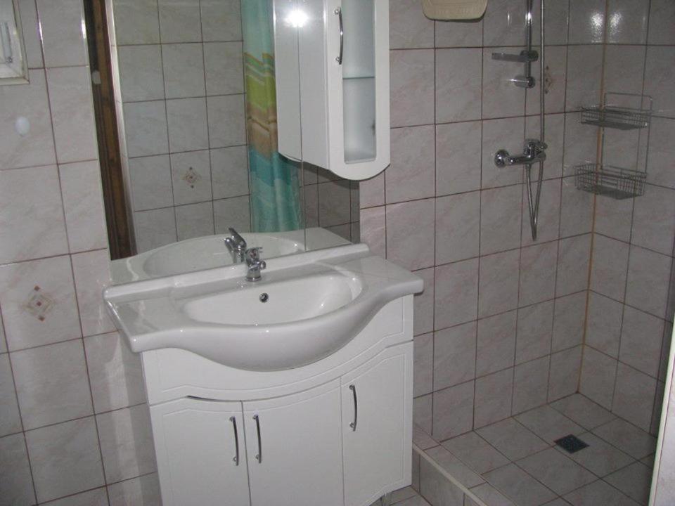 Bungalow Perun Blejska Dobrava Exteriör bild
