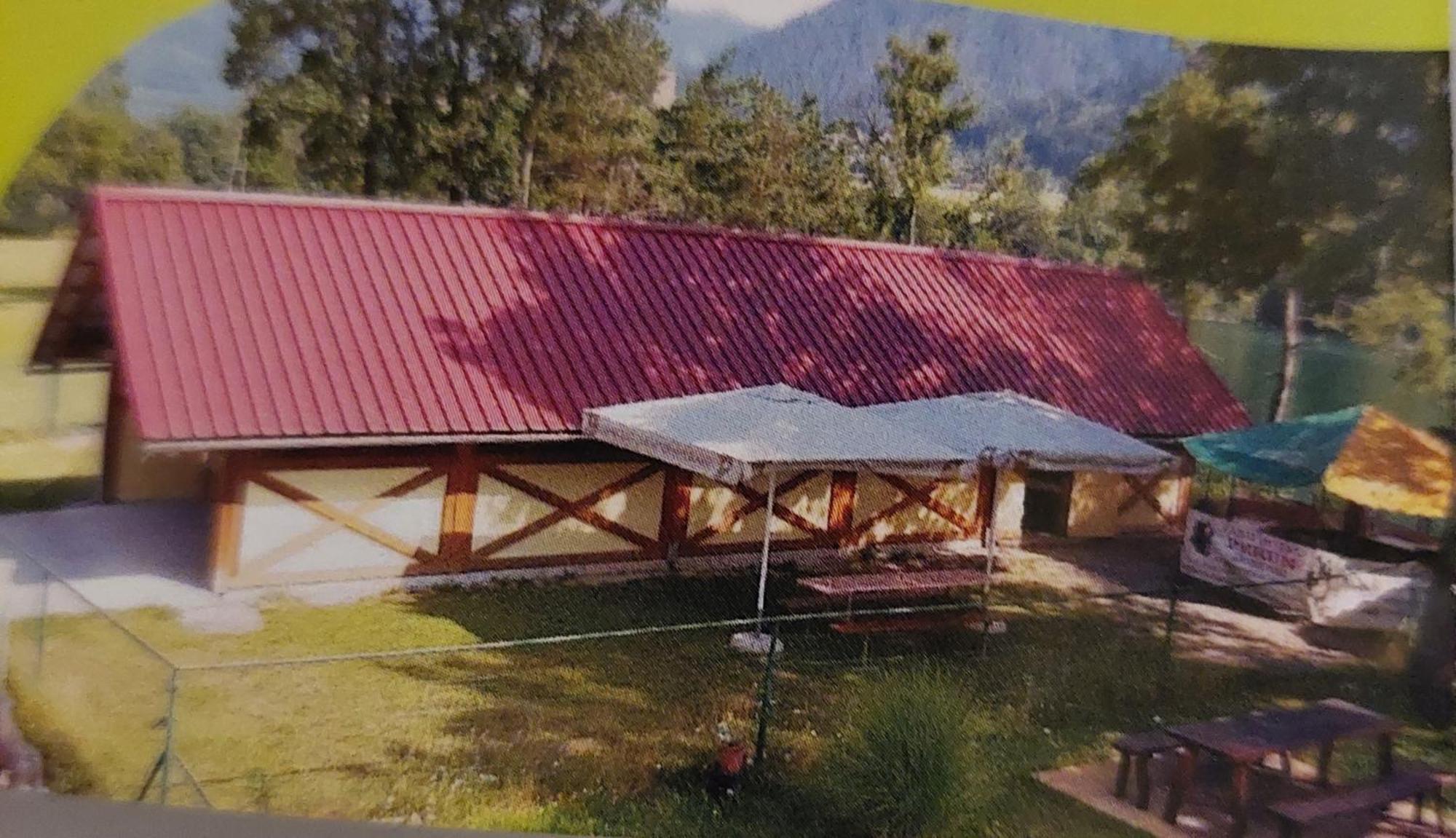 Bungalow Perun Blejska Dobrava Exteriör bild