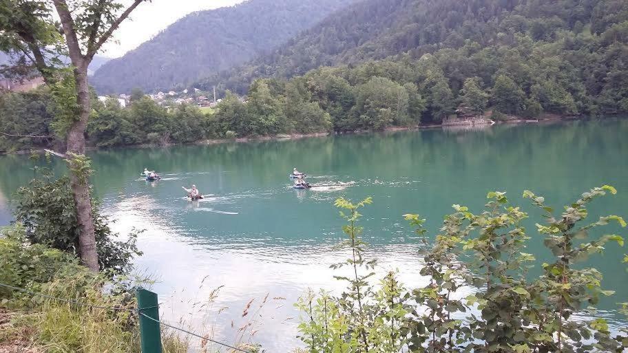 Bungalow Perun Blejska Dobrava Exteriör bild